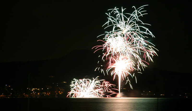Fuochi d'Artificio a Ranco, Lago Maggiore, Italy
